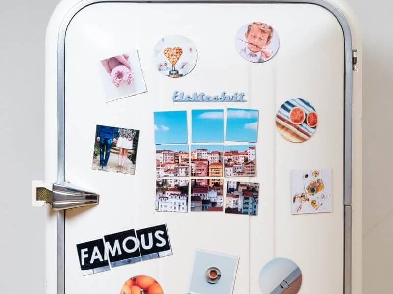 A refrigerator with magnets
