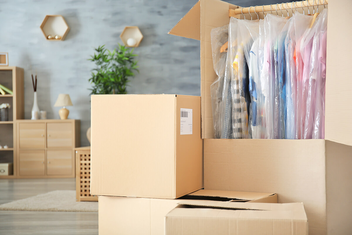 How to Keep Clothes from Wrinkling Howto Kerb Local and Long Distance Movers